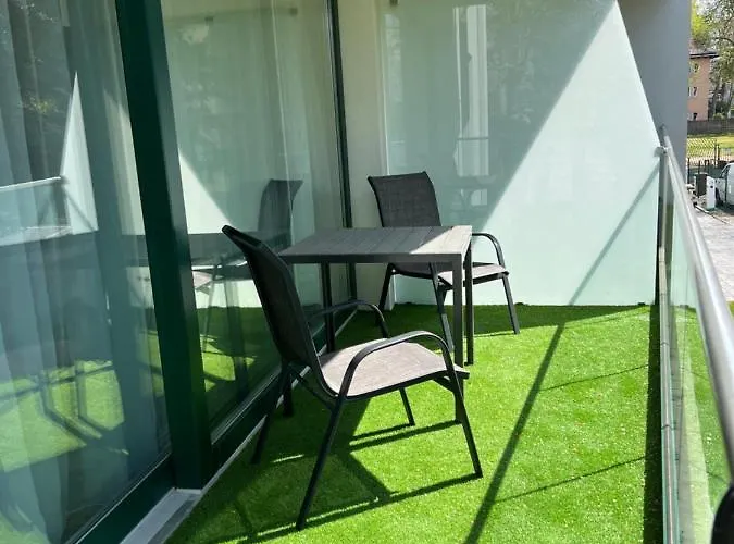 Bauhaus Dream Deluxe * שיופוק